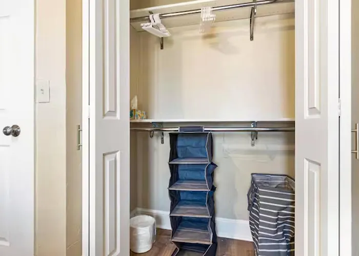 Stylish Retreat 2br Near Frick Park, Dining * Pittsburgh